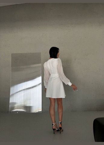 Белое вечернее женское платье с ассиметричным вырезом Avanti