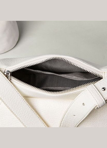 Женская классическая сумка 10360 кросс-боди на ремешке молочно белая No Brand (306709533)