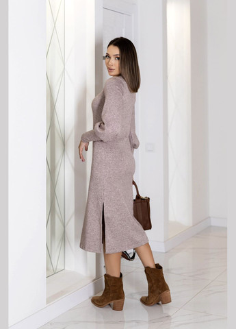 Кофейное элегантное ангоровое платье миди с разрезом Fashion Girl