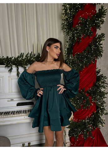 Смарагдова святковий міні-сукня з відкритими плечима та пишними рукавами з пишною спідницею, з відкритими плечима MonCher