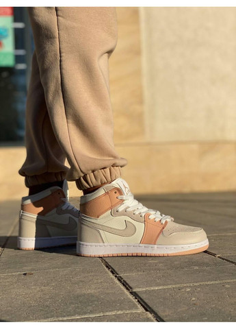 Сірі Осінні кросівки чоловічі nike air jordan 1 retro high white beige grey найк аір джордан No Brand