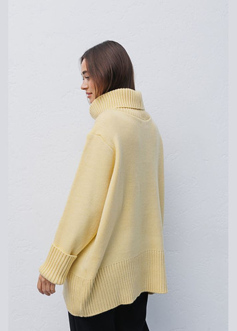 Жовтий жіночий трикотажні светри oversize жовтий з високими манжетами Arjen