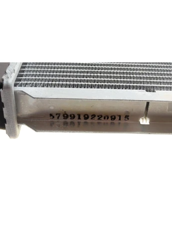Радиатор охлаждения двигателя GOLF5/TOURAN/A3 DIES 03- ( ) 58002208 Van Wezel (366112580)