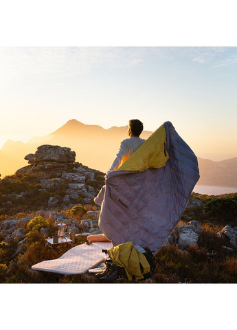 Спальник с натуральным пухом CW700 CNK2450WS048, p-р M, желто-серый Naturehike (353503824)