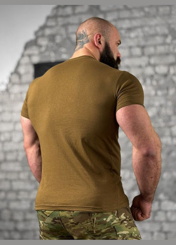 Койот стильне чоловіче футболка койот Stone Island