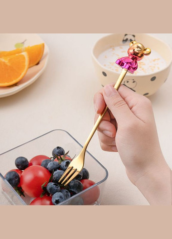 Набор столовых приборов вилка, ложка с декором в виде градиентных медведей с транспортировочным боксом Серебро No Brand (336884612)