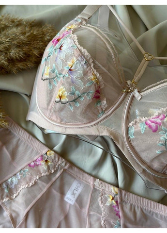 Пудровий комплект бюстгальтер з трусиками сліп 382 пудровий CHLX
