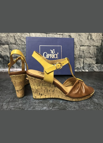 Желтые женские натуральные босоножки на танкетке, германия Caprice с ремешком