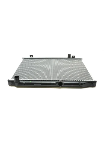 Радіатор охолодження Ford Maverick 2.7TD 96-98/Nissan Terrano 2.4/2.7TD 93-07 52082 (opt-om) No Brand (360496953)