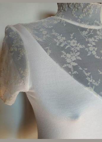 Белая блуза с коротким рукавом белая bella размер с.44 Violana