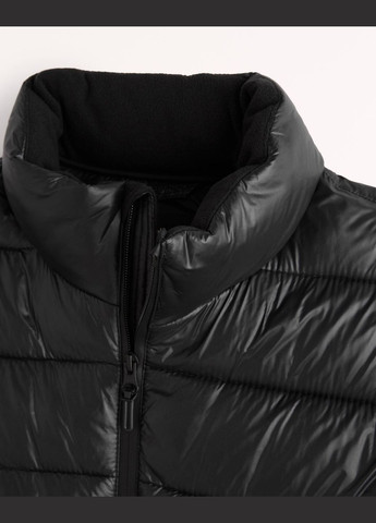 Чорна демісезонна куртка af9239 Abercrombie & Fitch