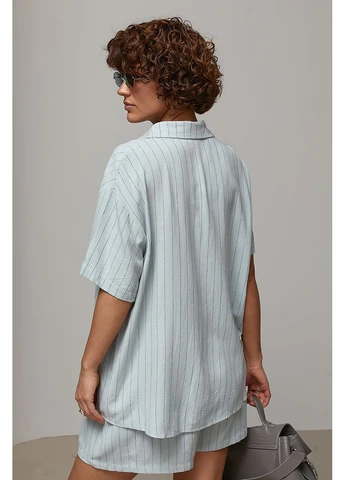 Жіночий лляний костюм у смужку з шортами та сорочкою Lurex (400540434)