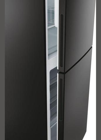 Холодильник с нижн. мороз., 176x55х54.5, холод.отд.186л, мороз.отд.-74л, 2дв., А+, ST, черный Candy