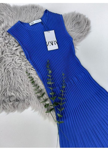 Синее трикотажное платье меди в рубчик Zara