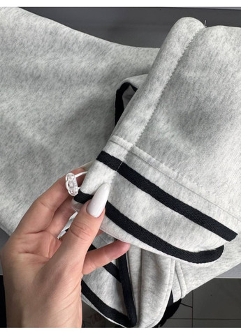 Стильные теплые женские брюки с лампасами. No Brand (370032316)