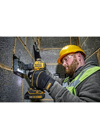 Шуруповерт XR Li-Ion 18 В, 65 Нм, 2 АКБ + ЗП, кейс (DCD708D2T) DeWALT (372625091)