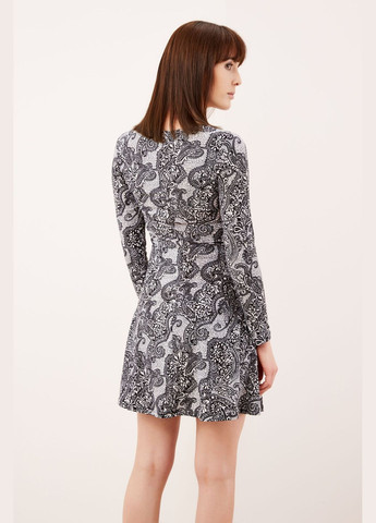 Черное платье Moodo