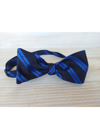 Чорний метелик самовяз в смужку Major Style (366036869)