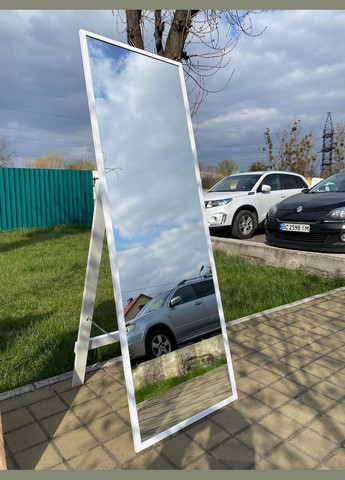 Дзеркало підлогове в тонкій рамі білого кольору на ніжці 150 х 80 см No Brand (333823535)