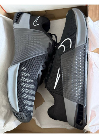 Чорні кросівки metcon 9 dz2617 001 Nike
