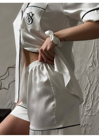 Белая всесезон женская пижама | белая рубашка + шорты Vital-Textile 1257