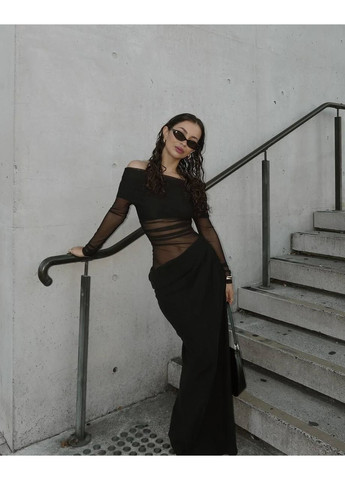 Черное вечернее женское макси-платье с открытими плечами с открытыми плечами KaraMix однотонное