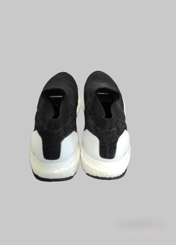 Темно-сірі кросівки adidas UltraBOOST