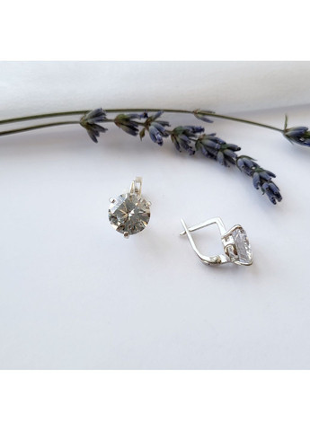 Срібні сережки з Великим білим каменем 10 мм срібло 925 проби 2455 3.20г Nobrand (370438650)