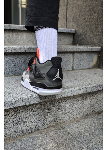 Серые демисезонные кроссовки мужские nike air jordan 4 retro grey orange найк аир джордан No Brand