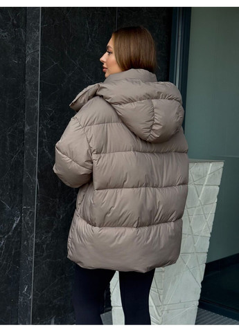 Бежевая зимняя теплый женский пуховик рей MioRichi