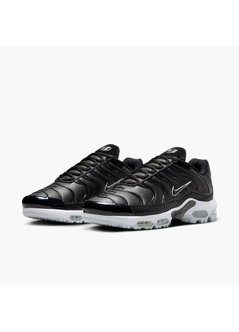 Чорні кросівки чоловічі air max plus п black Nike