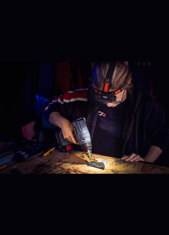 Ліхтар налобний акумуляторний, 2000мА•год, 1000лм, 10Вт, 6 функцій освітлення +червоне та блакитне світло, IP20 Neo Tools (315502452)