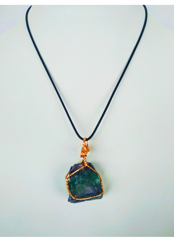 Кулон с камнем флюорит на шнурке Aga (370792109)