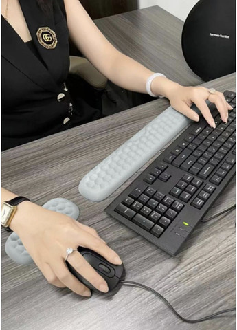 Ергономічний килимок підставка під руки зап'ястя для клавіатури з піни з ефектом пам'яті 1 шт Чорний Neon (362577133)