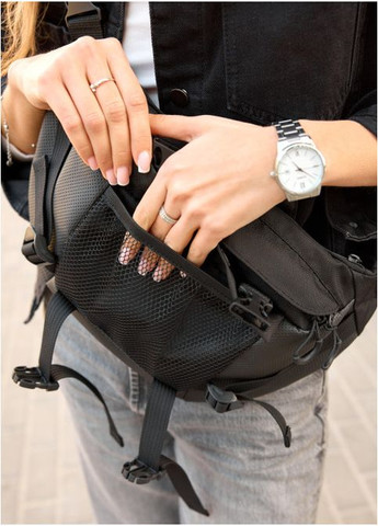 Сумка жіноча через плече для бананка планшета на пояс DynamicDart чорна Sambag (302008258)