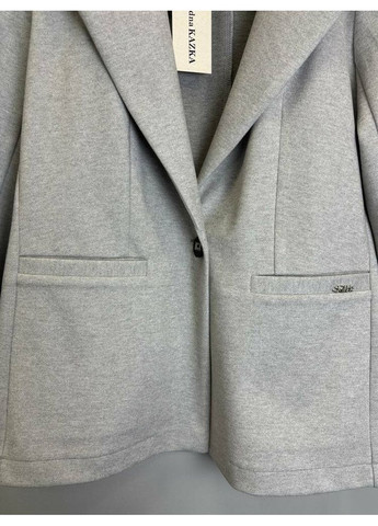 Серый женский женский жакет трикотажный прямого силуэта дуэт modna kazka mksh2855 Solh -