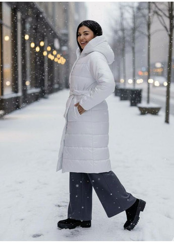 Молочное Стеганое женское пальто на кнопках Modena