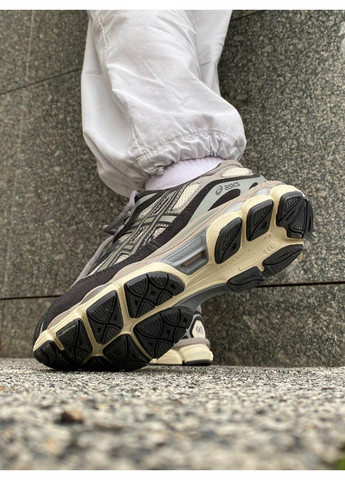 Бежевые демисезонные кроссовки мужские asics gel-nyc beige brown асикс гель нюк No Brand