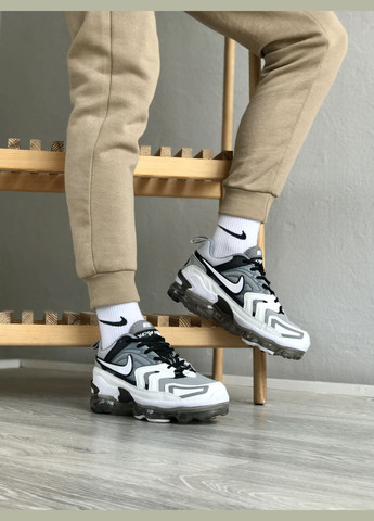 Серые демисезонные кроссовки мужские nike vapormax evo gray | найк вапормакс эво серые No Brand