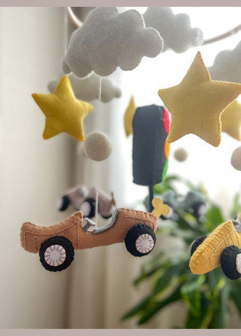 Дитячий музичний мобіль на ліжечко для немовлят WooolyWool «Машинки» з 35 мелодіями No Brand (342757820)