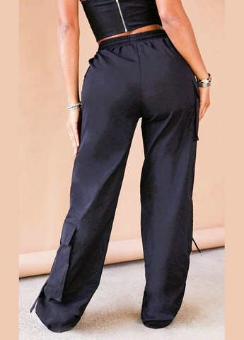 Чорні брюки- 48 розмір PrettyLittleThing карго (300097602)