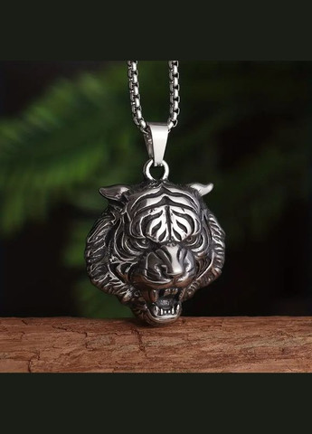Кольє чоловіче Голова Тигра нержавіюча сталь сріблясте 4.2 см 60 см Liresmina Jewelry (328449755)