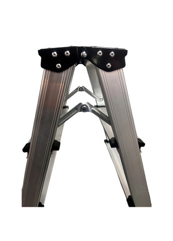 Стремянка двухсторонняя алюминиевая KMH1204 (0.78 м, 2 секции, 8 ступеней, 2.9 кг) GTM (339679050)