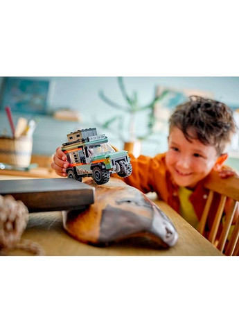 Конструктор City Позашляхова гірська вантажівка 4x4 221 деталь (60447) Lego (330224650)