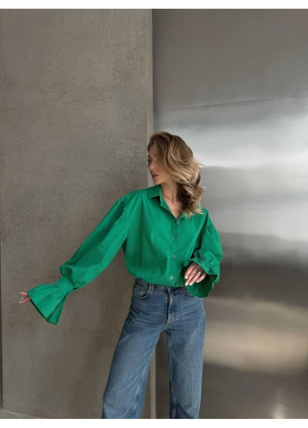 Зеленая рубашка No Brand