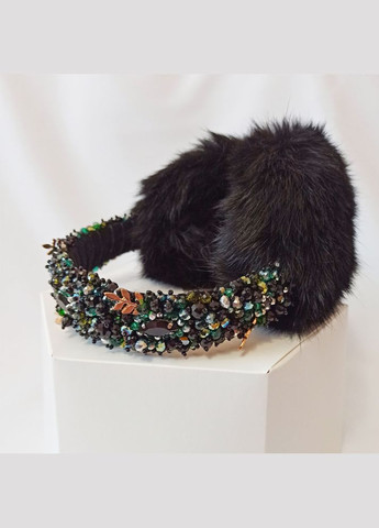 Теплі хутряні навушники, розшиті кришталем, смарагдового кольору, розмір універсальний Ksenija Vitali (306853331)