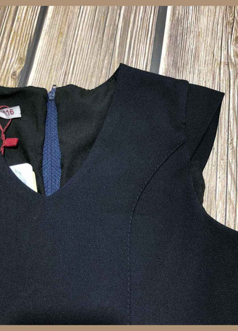 Демисезонный сарафан школьный с баской Suzie