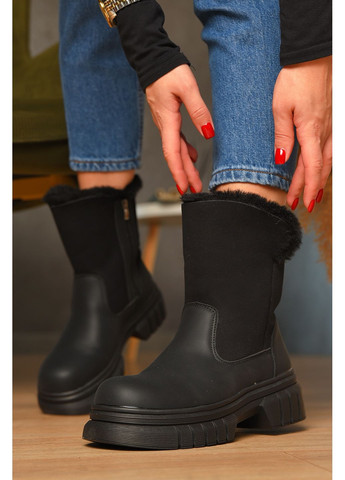 Зимние ботинки женские зимние черного цвета казаки Let's Shop без декора из искусственного нубука