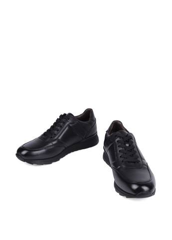 Черные демисезонные мужские кроссовки 025a-61-d01 черный кожа MIRATON