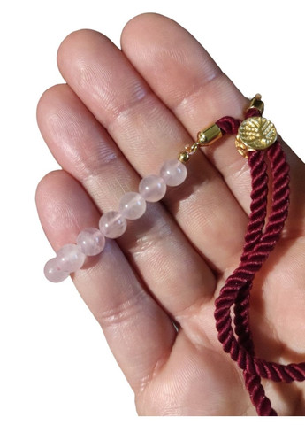 Браслет с бордовой нитью и позолотой 18 карат с натуральным камнем - розовый кварц No Brand (315344748)